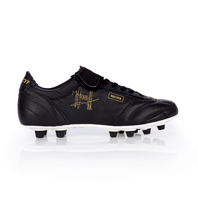 johan cruyff football boots